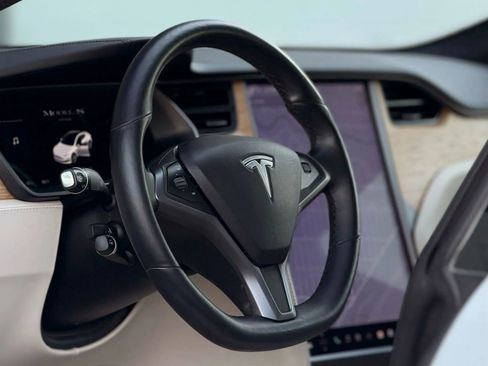 Used 2019 Tesla Model S Long Range image 12