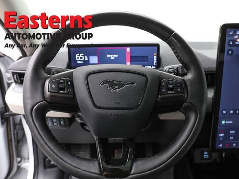 Used 2022 Ford Mustang Mach-E Premium image 10