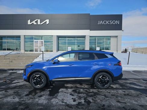 New 2026 Kia Sportage EX w/ EX Panorama Roof Package image 1