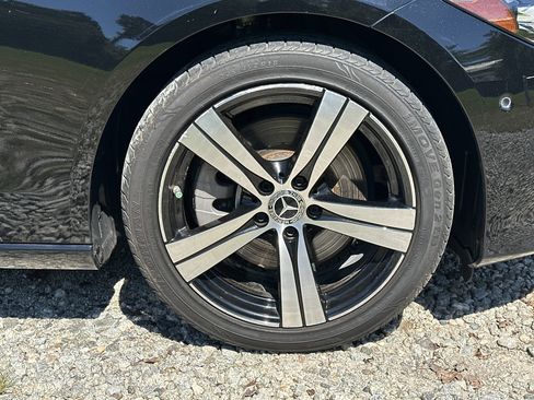 Used 2023 Mercedes-Benz C 300 Sedan w/ Exclusive Trim Package image 12