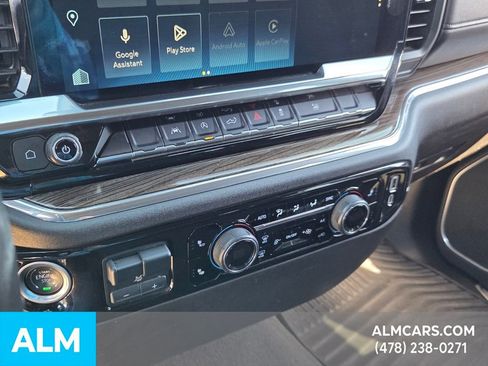 Used 2025 Chevrolet Silverado 1500 LT image 19