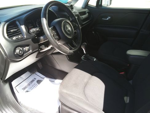 Used 2020 Jeep Renegade Altitude image 13