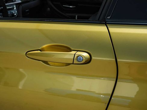 Used 2015 BMW M4 Coupe RWD image 35