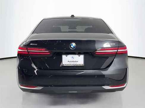 New 2026 BMW 530i xDrive w/ Premium Package AWD/4WD image 7
