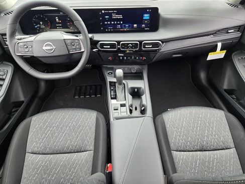 New 2026 Nissan Sentra SV w/ SV Convenience Package FWD image 9
