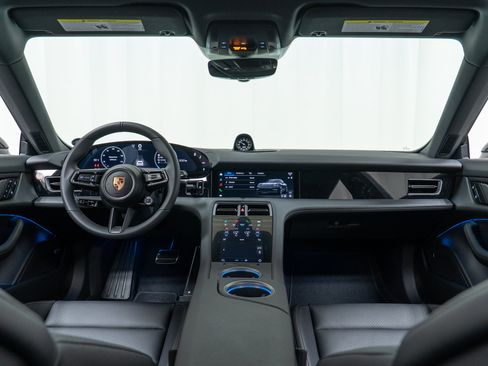 New 2026 Porsche Taycan 4S AWD/4WD image 19