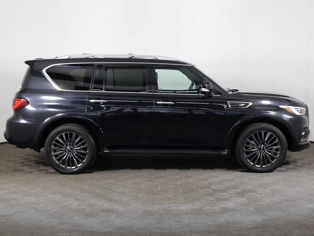 Used 2024 INFINITI QX80 Sensory AWD/4WD image 23