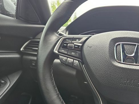 Used 2019 Honda Accord Sport image 32