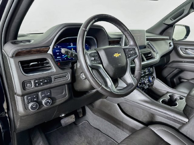 Used 2023 Chevrolet Tahoe LT w/ Luxury Package AWD/4WD image 13