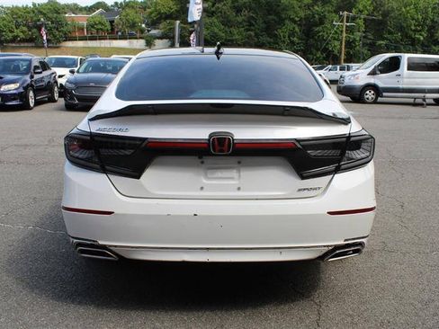 Used 2019 Honda Accord Sport image 4