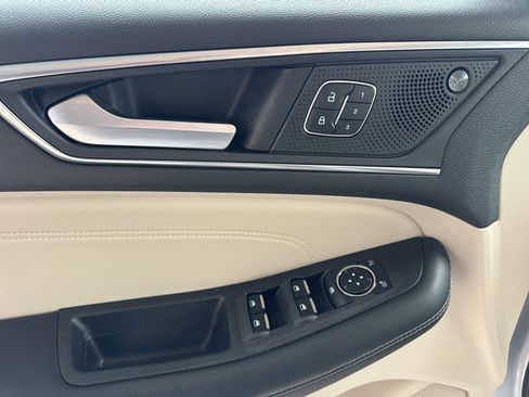 Certified 2021 Ford Edge Titanium image 25