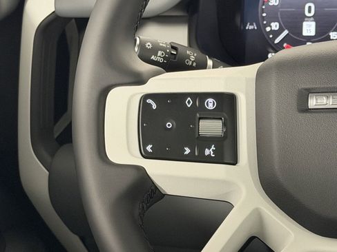 Used 2026 Land Rover Defender 110 S image 18
