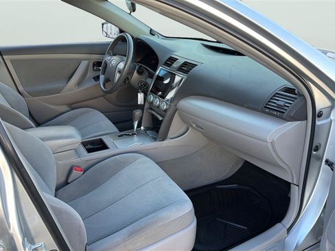 Used 2009 Toyota Camry FWD image 15
