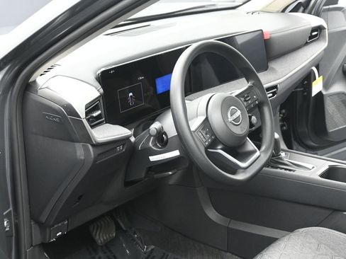 New 2026 Nissan Kicks SV w/ SV Premium Package AWD/4WD image 7