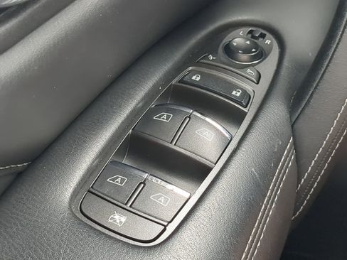 Used 2024 INFINITI QX80 Luxe image 30