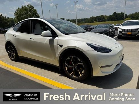 Used 2022 Tesla Model Y Performance AWD/4WD image 1