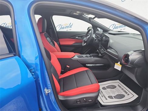 New 2026 Chevrolet Equinox EV RS image 13