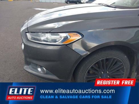 Used 2016 Ford Fusion SE w/ Equipment Group 202A FWD image 11