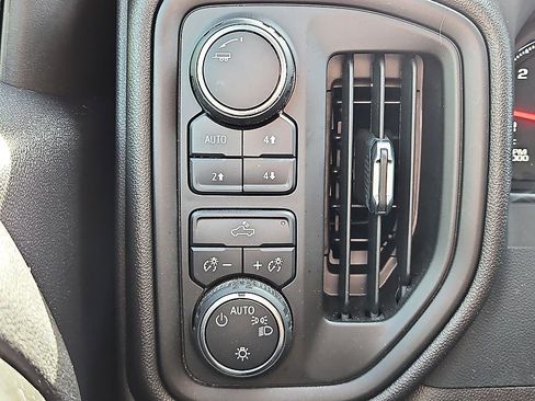 Used 2024 Chevrolet Silverado 1500 Custom Trail Boss AWD/4WD image 23