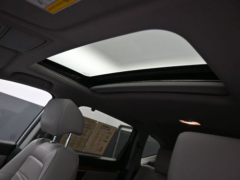 Used 2022 Honda CR-V EX-L image 27