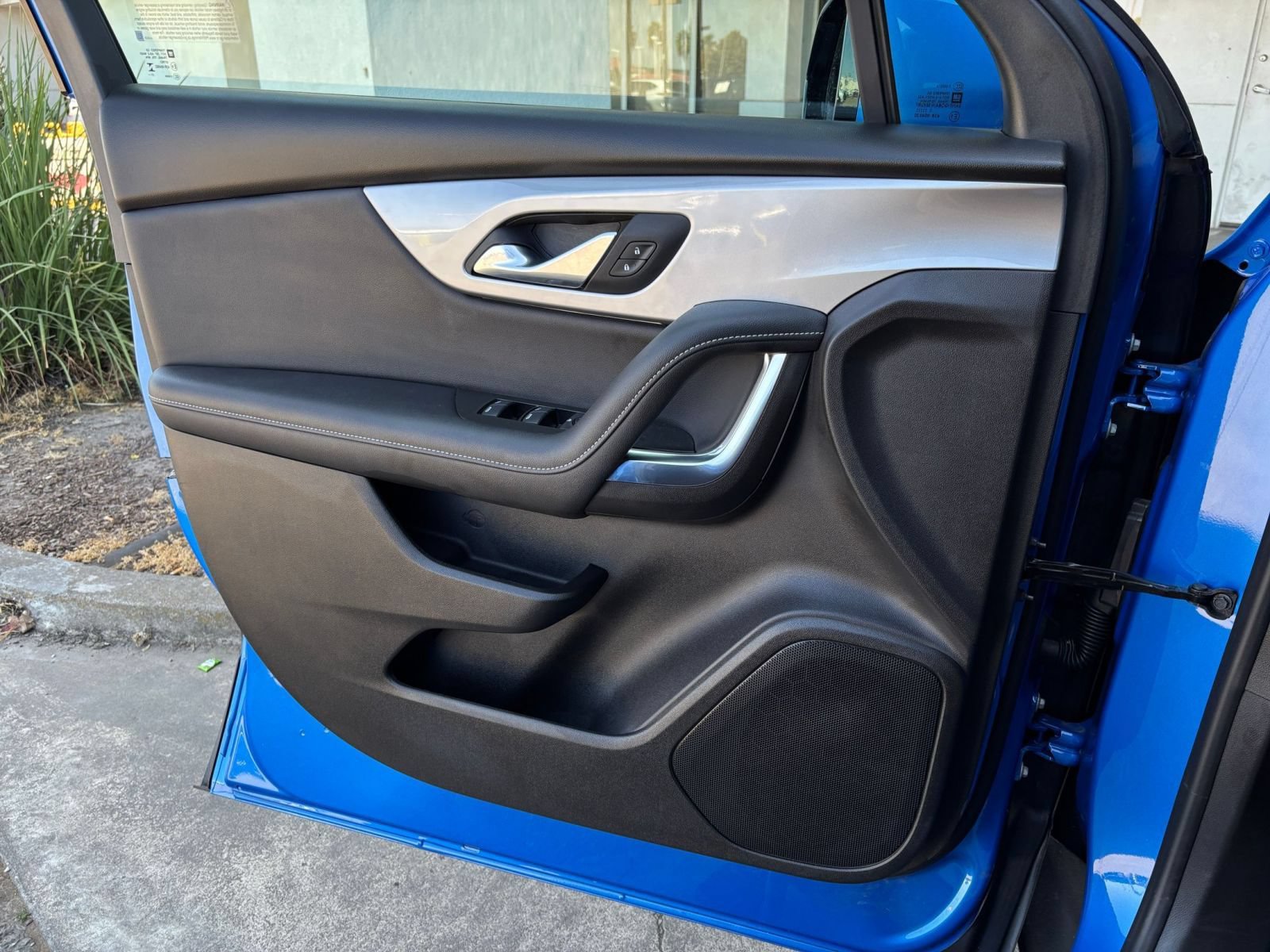 Used 2026 Chevrolet Blazer LT FWD image 18