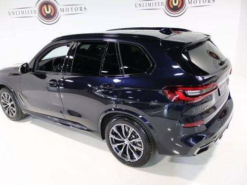 Used 2023 BMW X5 M50i w/ Climate Comfort Package image 9