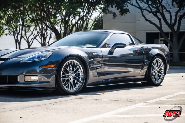 Used 2009 Chevrolet Corvette ZR1 w/ Preferred Equipment Group RWD image 48