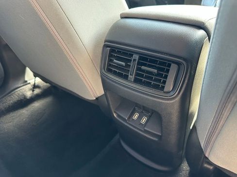 Used 2018 Honda CR-V EX image 32