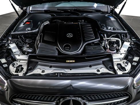 Certified 2021 Mercedes-Benz E 450 4MATIC Sedan image 11
