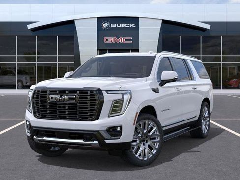 New 2026 GMC Yukon XL Denali Ultimate w/ LPO, Illumination Package AWD/4WD image 6