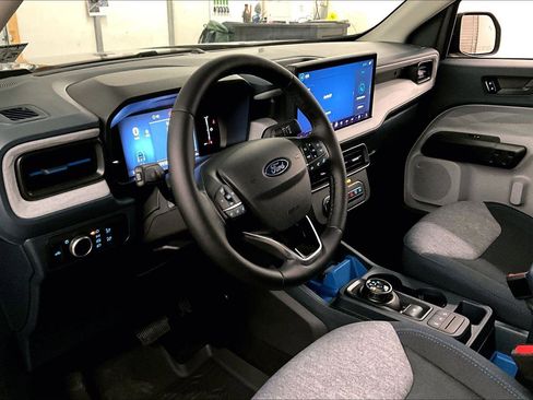 New 2025 Ford Maverick XLT w/ XLT Luxury Package image 24