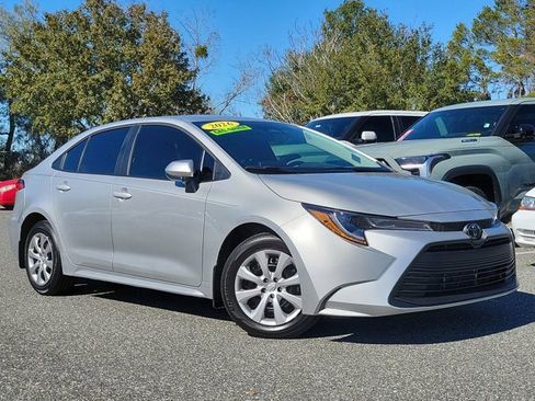 Used 2026 Toyota Corolla LE image 35