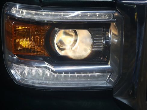 Used 2014 GMC Sierra 1500 SLT w/ Driver Alert Package image 13