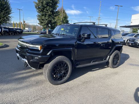 New 2026 GMC Hummer EV SUV w/ LPO, Roof Cross Rail Package AWD/4WD image 77