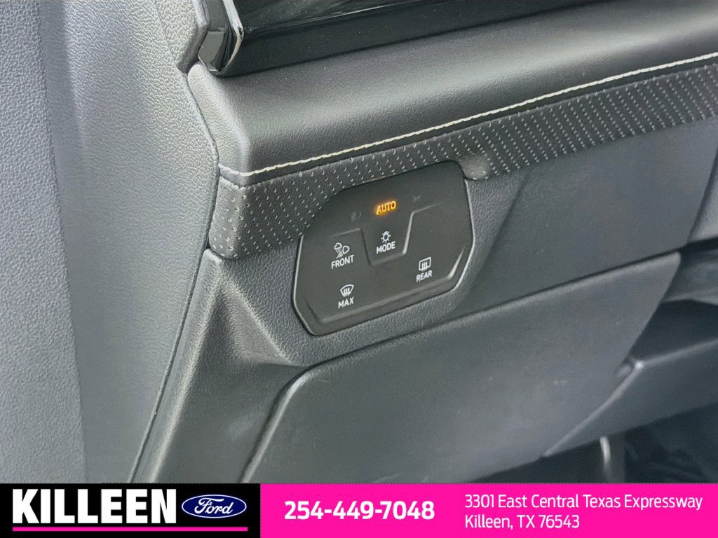 Used 2024 Volkswagen Atlas SE FWD image 11