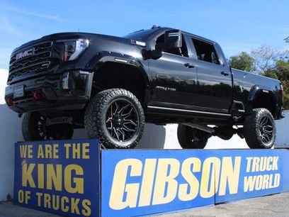 Used 2024 GMC Sierra 2500 AT4 w/ AT4 Premium Plus Package