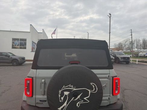 Used 2024 Ford Bronco Outer Banks image 7