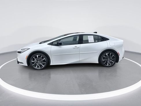 Used 2024 Toyota Prius Prime Premium w/ Advanced Technology Package image 5