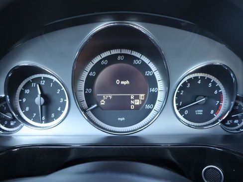 Used 2011 Mercedes-Benz E 350 4MATIC image 34