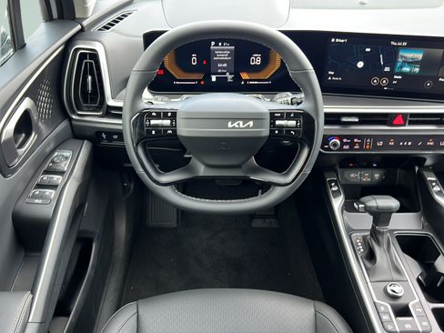 New 2026 Kia Sorento EX w/ EX Premium Package FWD image 12