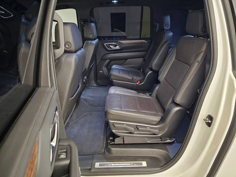 Used 2022 Chevrolet Suburban High Country w/ LPO, Illumination Package AWD/4WD image 19