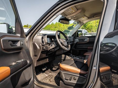 Certified 2026 Ford Bronco Sport Outer Banks AWD/4WD image 18