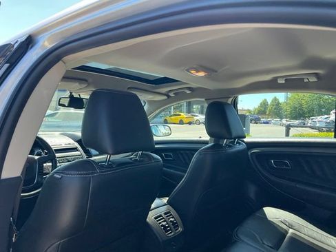 Used 2012 Ford Taurus SEL FWD image 8