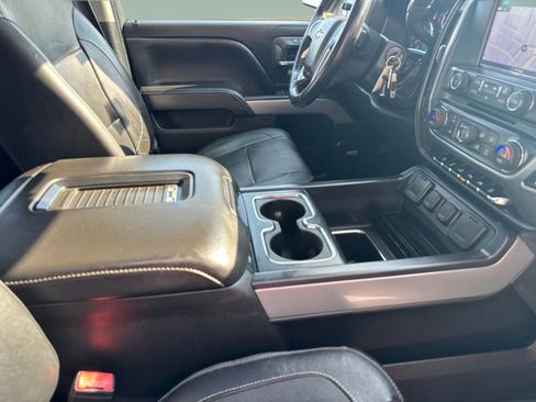 Used 2017 Chevrolet Silverado 1500 LTZ Z71 w/ LTZ Plus Package AWD/4WD image 28