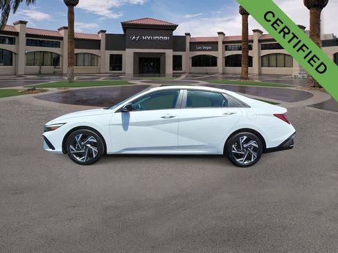 Used 2025 Hyundai Elantra Sport FWD image 5