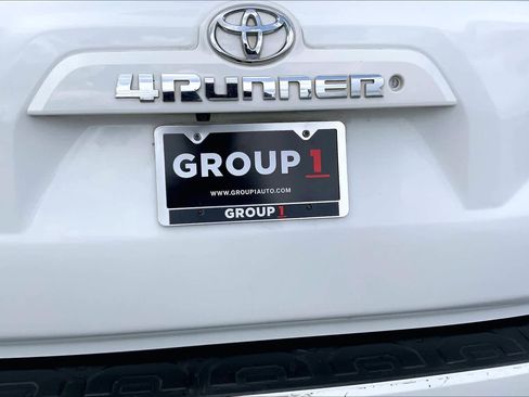 Used 2021 Toyota 4Runner SR5 image 10