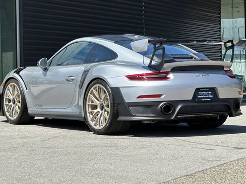 Used 2018 Porsche 911 GT2 RS RWD image 3