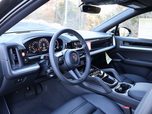Certified 2026 Porsche Cayenne E-Hybrid Coupe AWD/4WD image 12