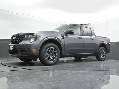 New 2026 Ford Maverick XLT w/ XLT Luxury Package AWD/4WD image 39
