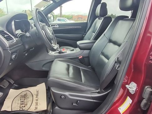 Certified 2018 Jeep Grand Cherokee Limited AWD/4WD image 21